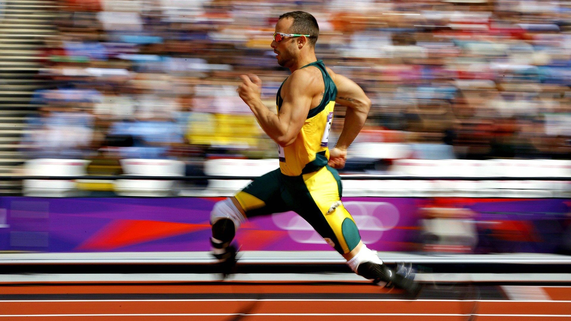 _运动员抗疫坚持：体育赛事背后的不屈精神_，疫情 运动员